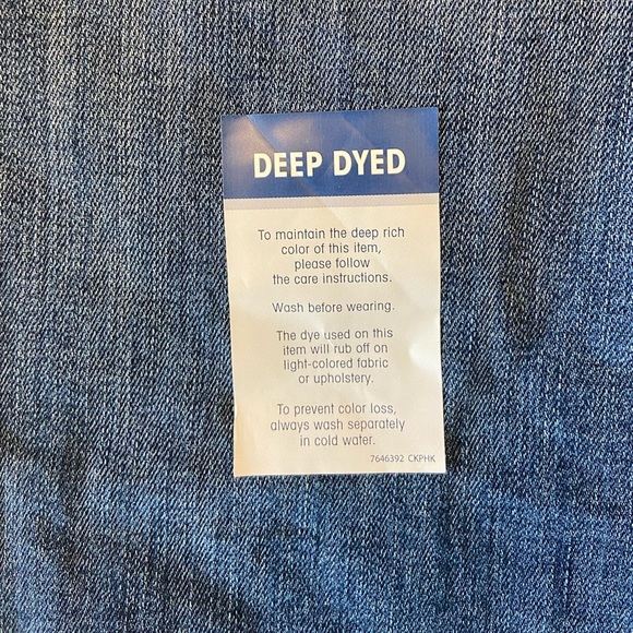 NWT Lee Riders Midrise Bermuda Shorts in Iron Blue - Size 8 - Picture 7 of 10